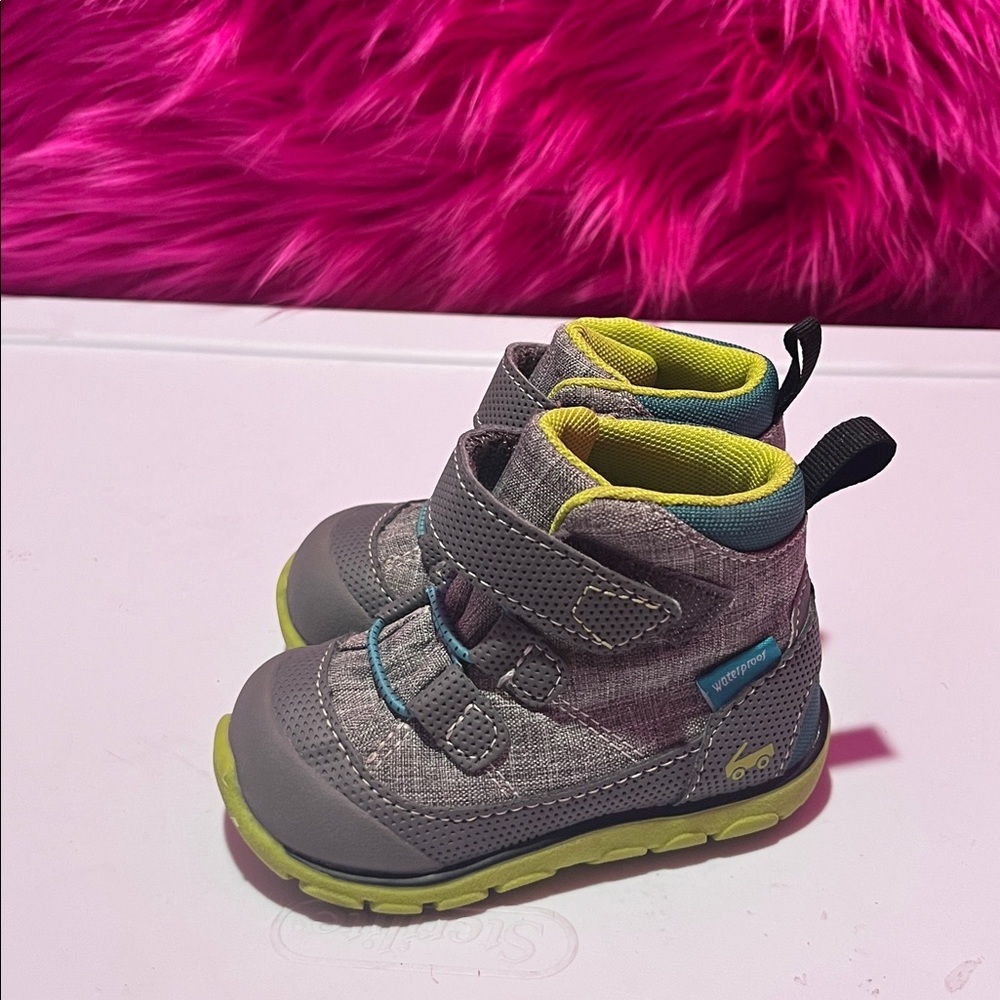 Boys SEE KAI RUN BOOTS - Picture 4 of 7
